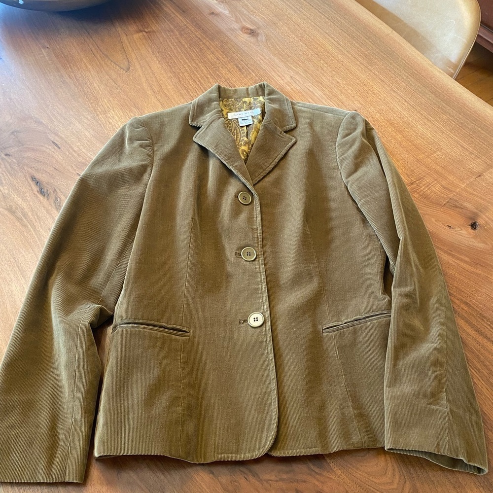 Vintage Nine West corduroy blazer with paisley lining. Perfect for fall!  Size 6 - Picture 3 of 7